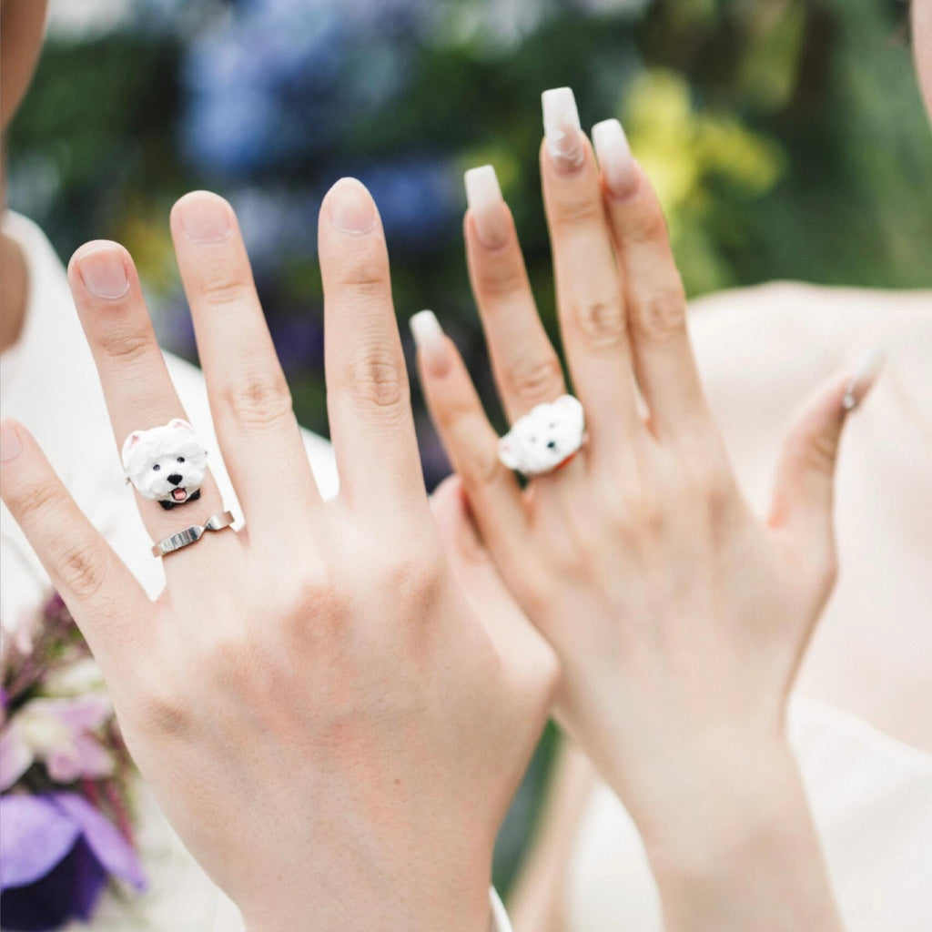 Daily lifestyle display of a luxury custom hand-sculpted pet portrait ring, offering emotional comfort and a timeless connection.