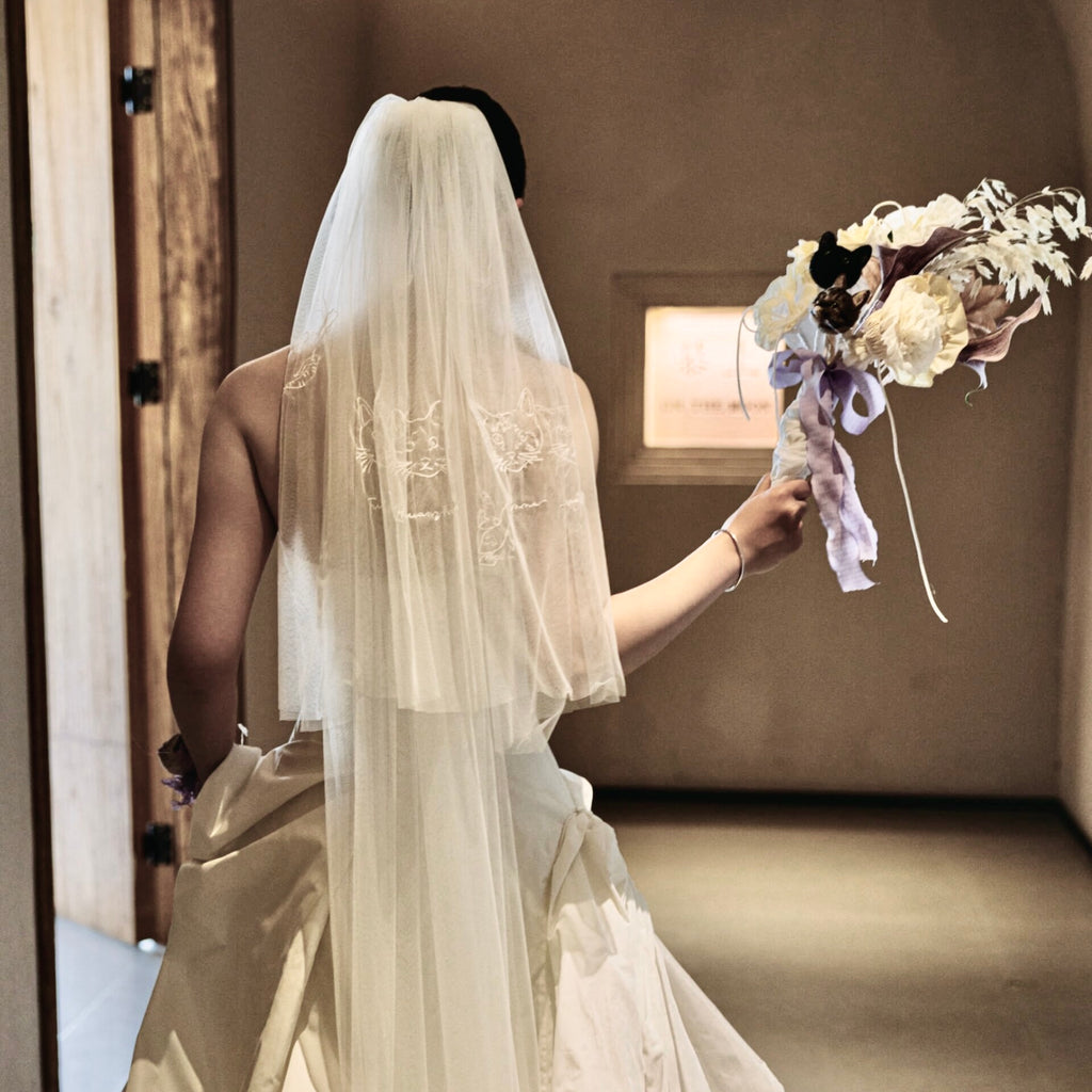 Back view of custom pet wedding veil with lace trim